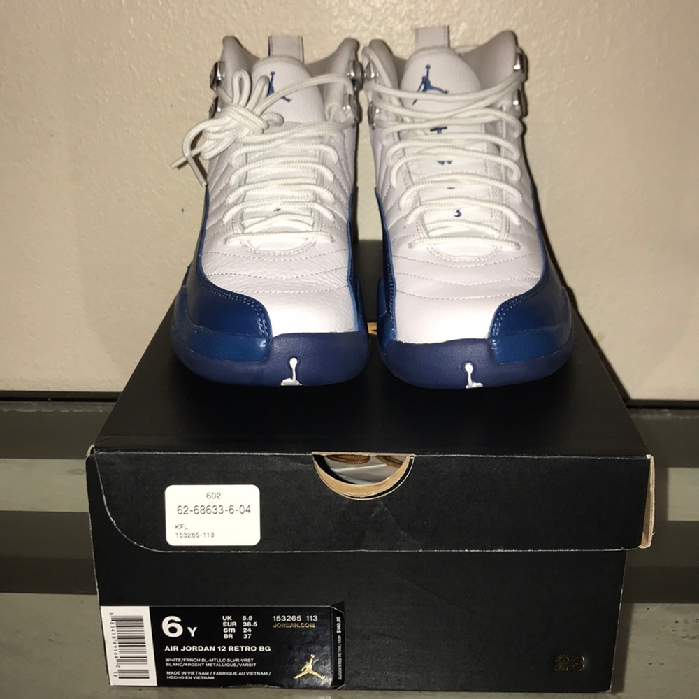 Air Jordan 12 Retro BG